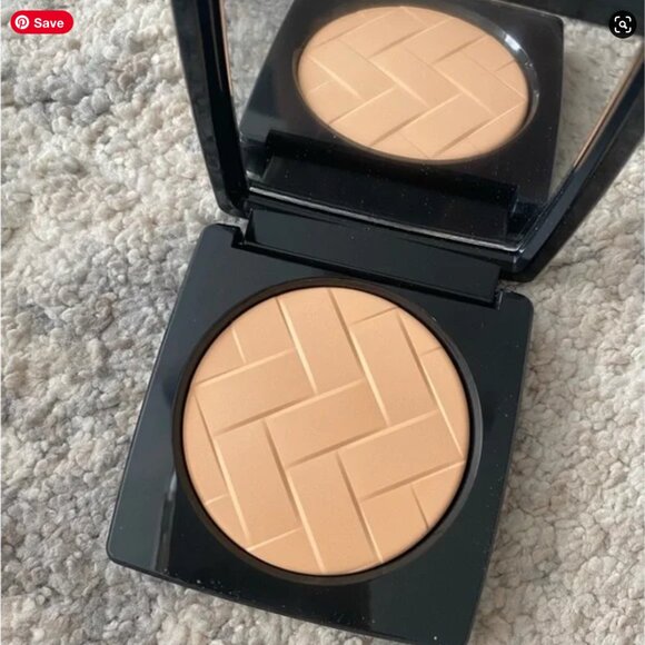 *BNIB* BOBBI BROWN Vitamin Enriched Pressed Powder -Neutral - Picture 3 of 3